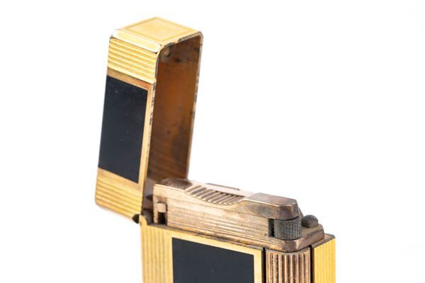 S.T.Dupont デュポン ライン1 ラージ 都彭 ローラー式 ガスライター ゴールドカラー×ブラック 漆 喫煙具 現状品 #36781_画像3