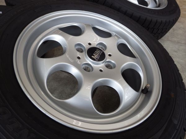 M 送料無料 即納 バリ山 BMW ミニ 純正 15 4H100 5.5J+45 ダンロップ ウインターマックス 175/65R15 R53 R50_画像6