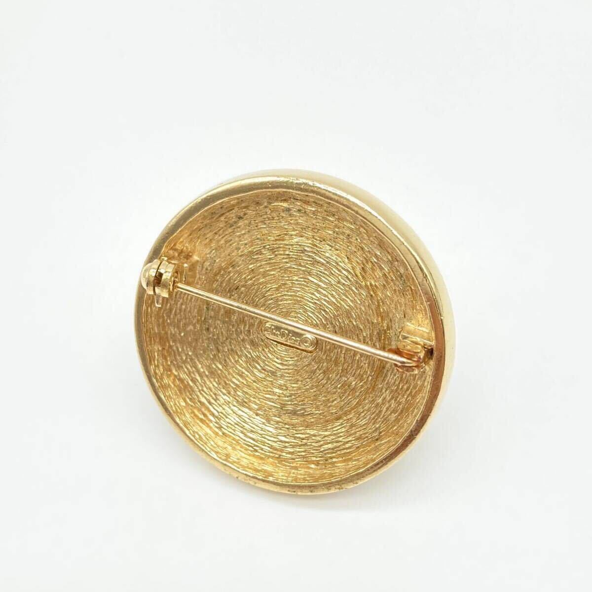 1 иен Christian Dior Dior брошь аксессуары поддельный жемчуг 1 GP Gold цвет CD Logo печать Vintage 