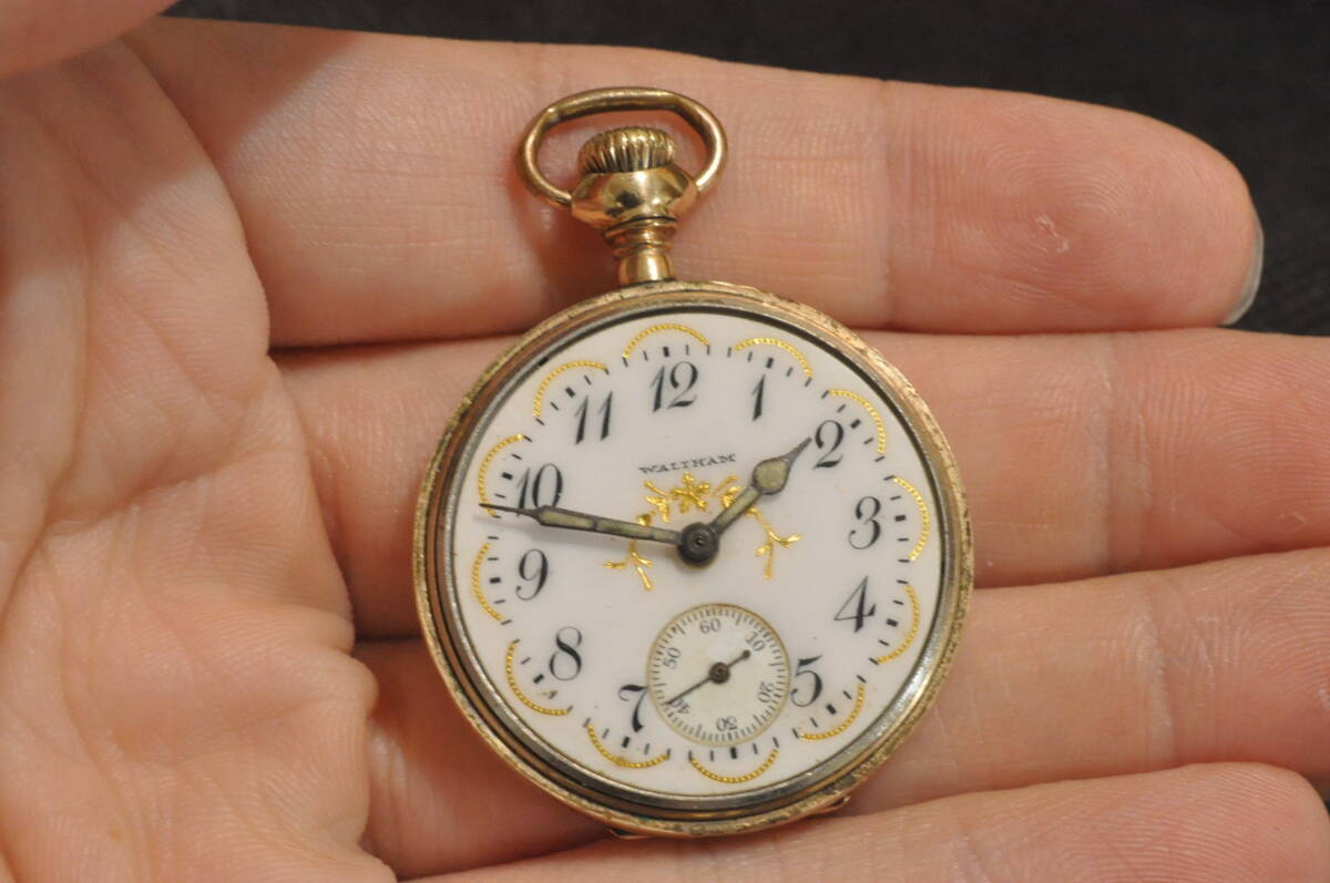 【1円スタート！】Waltham ウォルサム ファンシー 金張りケース 1912年 小型 懐中時計 アンティーク 手巻き 機械式の画像3