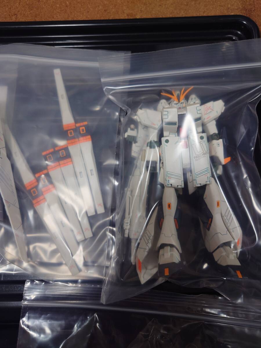 GFFガンダムフィックスフィギュレーション　νガンダム　ZII　ゼッツー_画像2