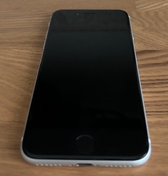iPhoneSE2 128GB(ホワイト)美品 アクティベーションロック解除済の画像6