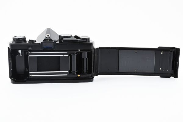 [美品]オリンパス OLYMPUS OM2n 一眼レフ 35mm フィルムカメラ ブラック 黒＋F.ZuikoAuto-S 50mm f/1.8 2105615_画像5