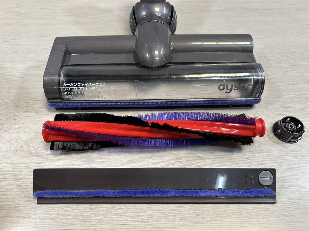 分解洗浄済み 中古品 Dyson ダイソン カーボンファイバー 搭載 モーターヘッド 掃除機 ハンディ クリーナー コードレス 60865 動作確認済みの画像5