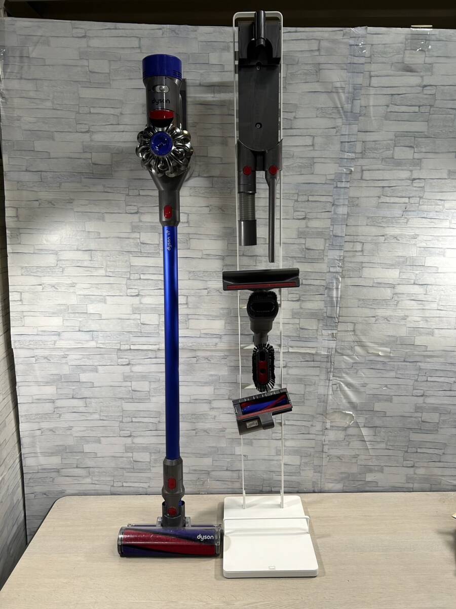 分解清浄済み 中古 現状品 Dyson ダイソン コードレスクリーナー コードレス 掃除機 SV10 スタンド 付きの画像1