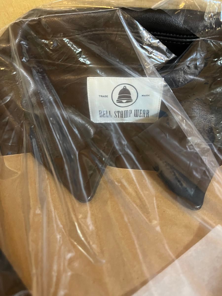 サイズ M bell stamp wear car jam レザー 新品未使用 送料無料 サイズ M bell stamp wear car jam レザー 新品未使用 送料無料