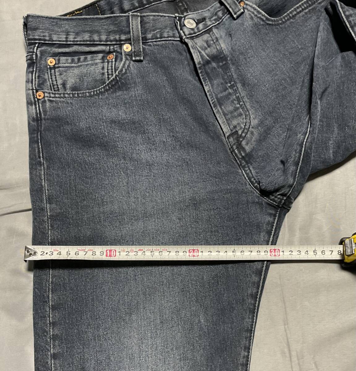 即決送料無料　Levi's 501 ウォッシュドブラックジーンズ　W33 L32 _画像7