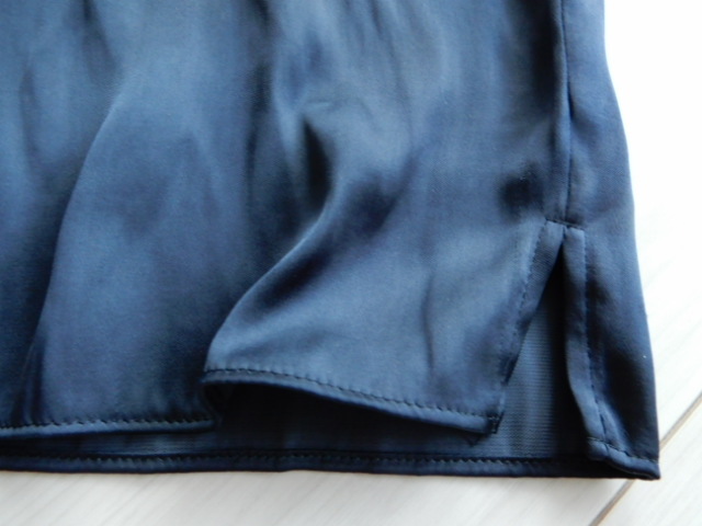 ( перевод иметь ) Area Free * новый товар большой размер [...] Vintage атлас блуза темно-синий серия Onward . гора *size44