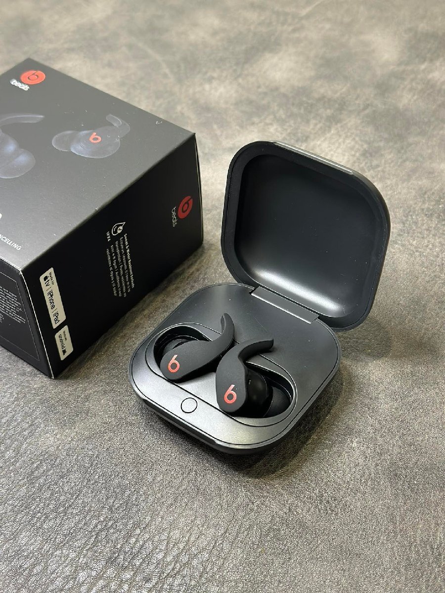 Beats Fit Pro - True Wireless Noise ワイヤレスノイズキャンセリングイヤフォン ブラック 並行輸入品の画像3