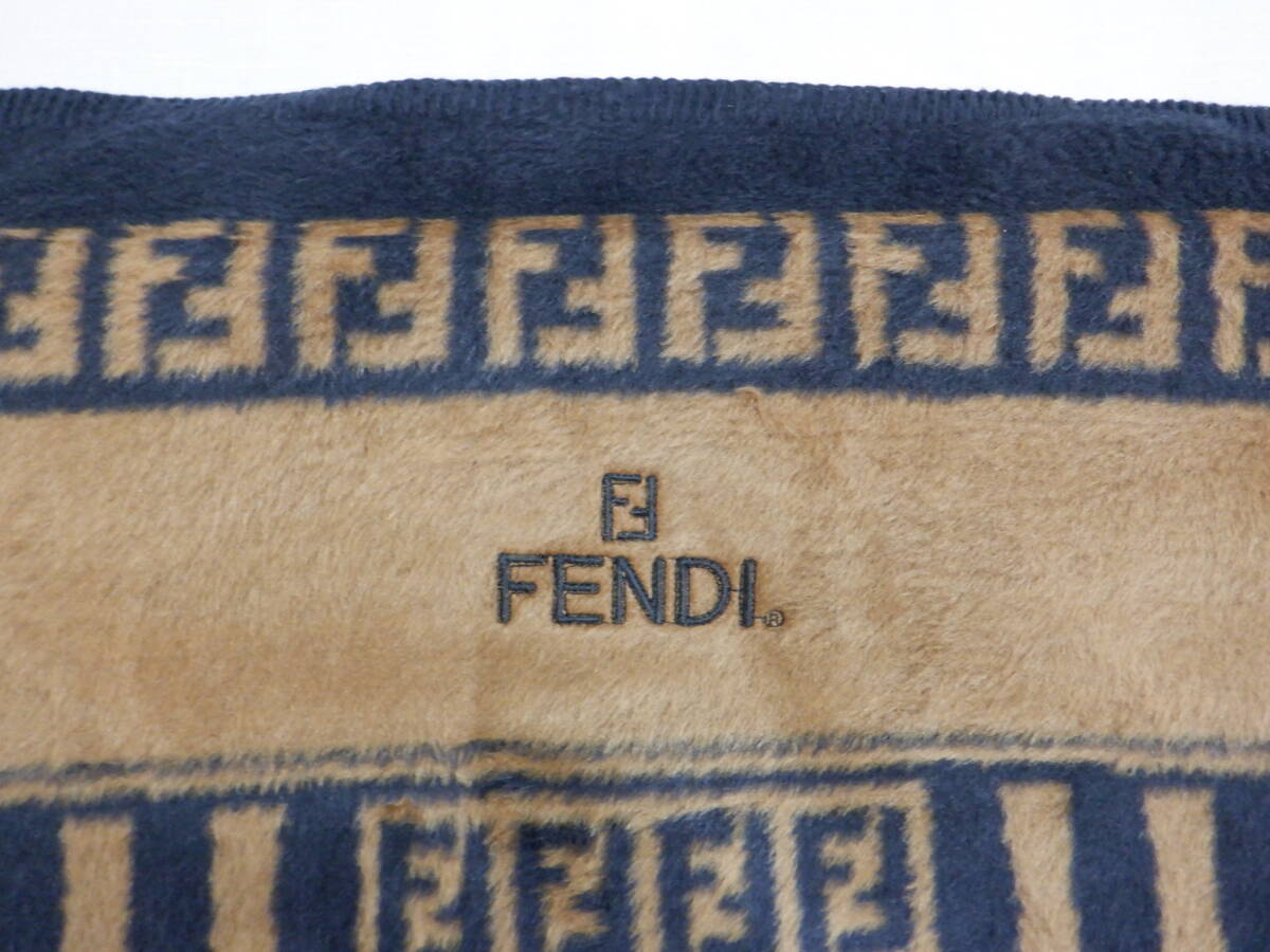稀少☆廃盤品 FENDI フェンディ シルク混綿毛布(140×210㎝）シングル 毛布/ブランケット オールシーズン可能 寝具の画像8