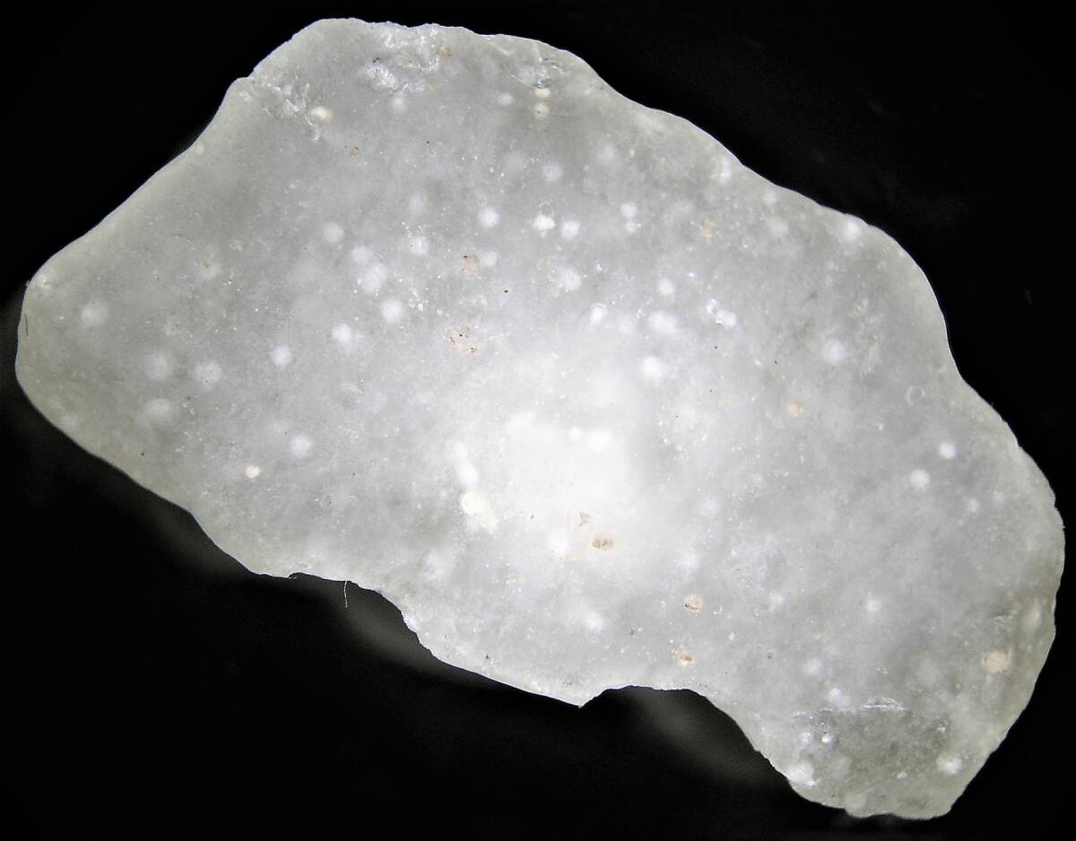 隕石 衝撃ガラス リビアングラス（Ｃ）の画像1