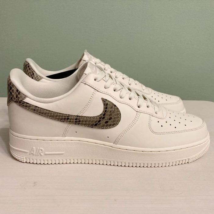 即決NIKE WMNS AIR FORCE1 Low '07 Phantom 28.5cm ナイキ ウィメンズ エアフォース1 ロー '07 ファントム SNAKE スネーク 蛇柄 新品の画像3