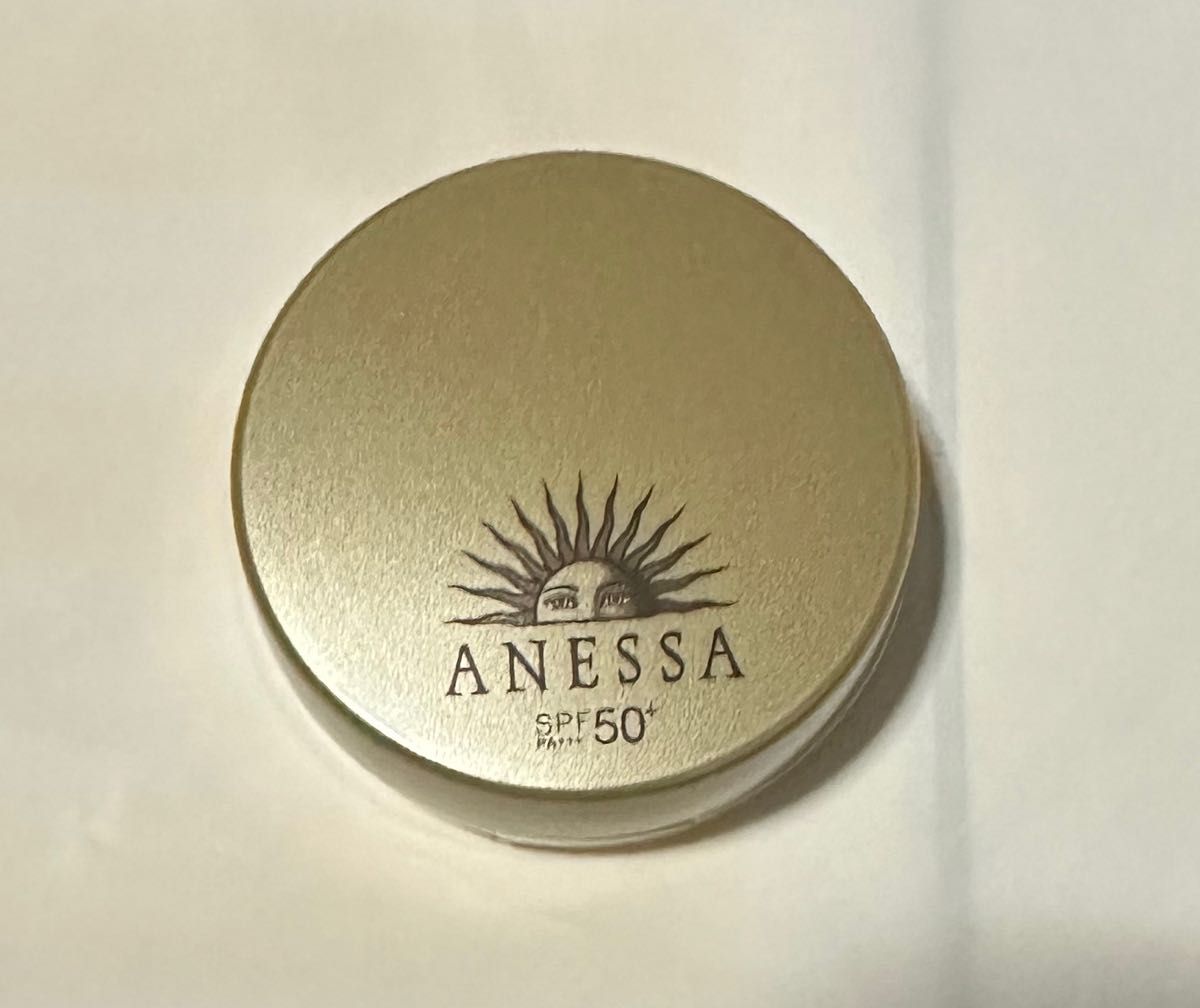アネッサ オールインワン ビューティーパクト2 中間的な明るさのオークル