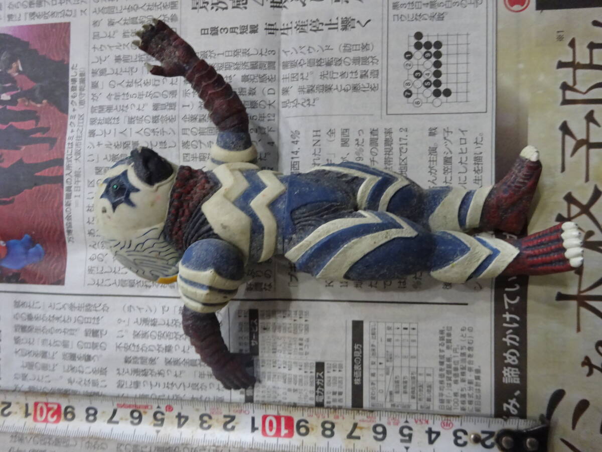 ガッツ星人　高さ約16ｃｍ_画像5