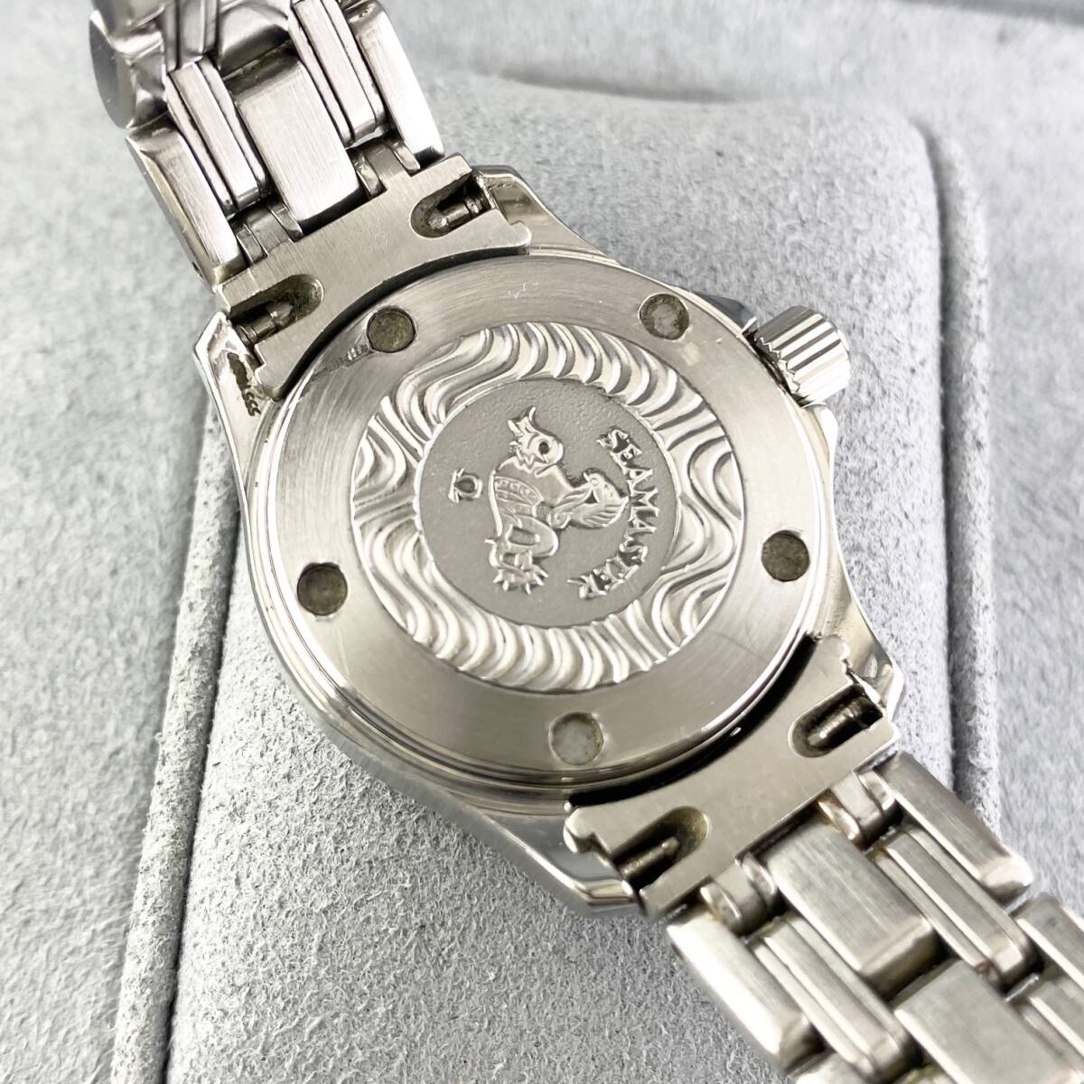 【1円〜】OMEGA オメガ 腕時計 レディース SEAMASTER シーマスター 120m ホワイト文字盤 ラウンドフェイス デイト 可動品の画像6