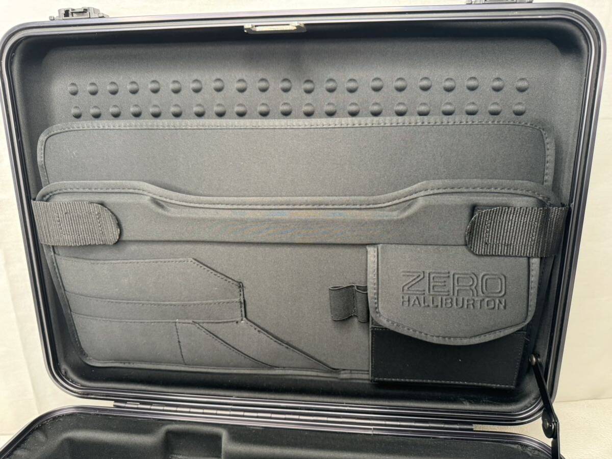 a488 Zero Halliburton attache case ZERO HALLIBURTON DZ5-GM