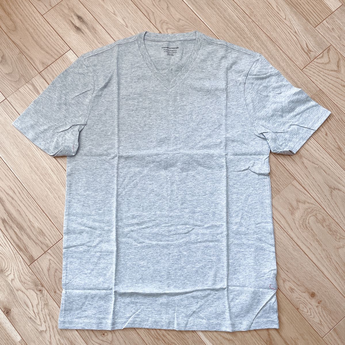 Amazon Essentials 2枚組 Tシャツ Vネック　sサイズ