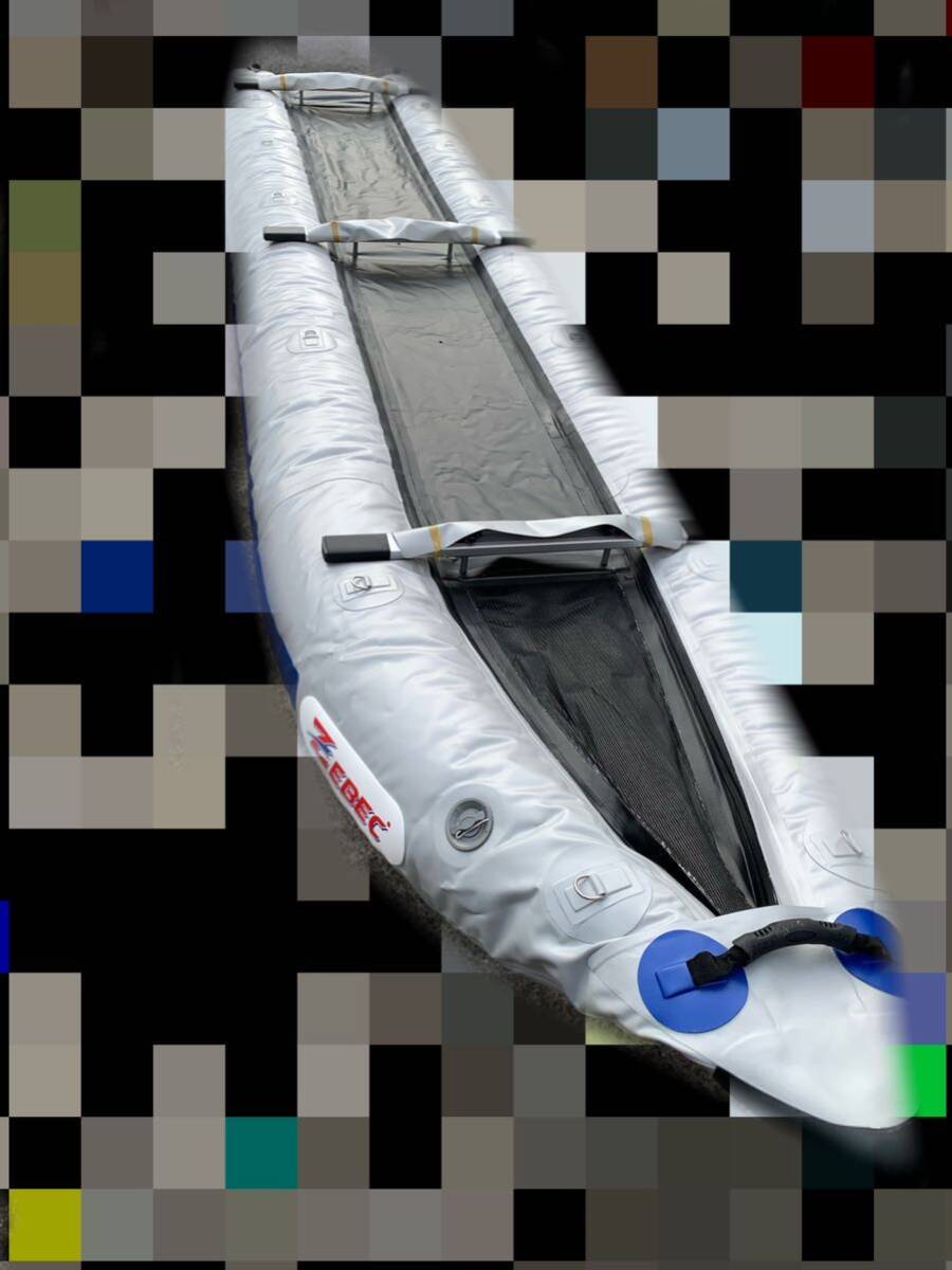 カヤック ZEBEC ほぼ新品 検索用: アウトドア カヌー インフレー 釣り フィッシング ボート ゴムボート アキレス レジャー フロータの画像1