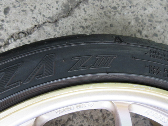 RAYS レイズ CE28N 7.5J-17 +33 114.3-5穴 希少サイズ 215/40R17 ZⅢ 2本 色褪せ・腐食ありの画像6