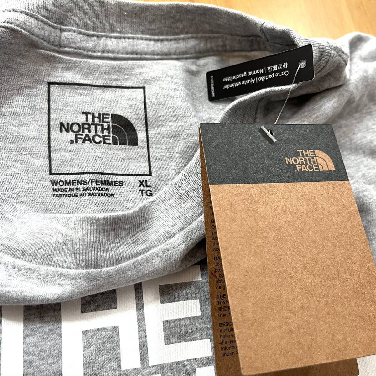 THE NORTH FACE 半袖Tシャツ メンズXLサイズ定価税込¥8,085 ライトグレー　ザノースフェイス　ビッグロゴ　ロゴ大　新品タグ付き未開封保管