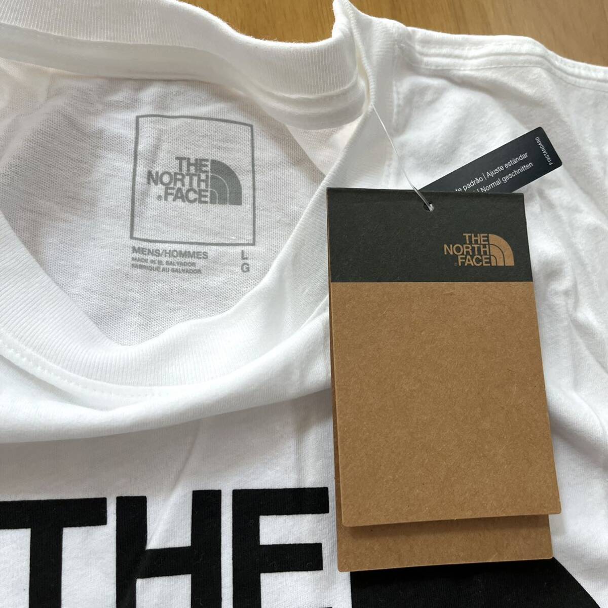 THE NORTH FACE 半袖Tシャツ　メンズLサイズ　ザノースフェイス 新品タグ付き　未開封保管　白　ホワイト　定価税込¥8,250 ビッグロゴ