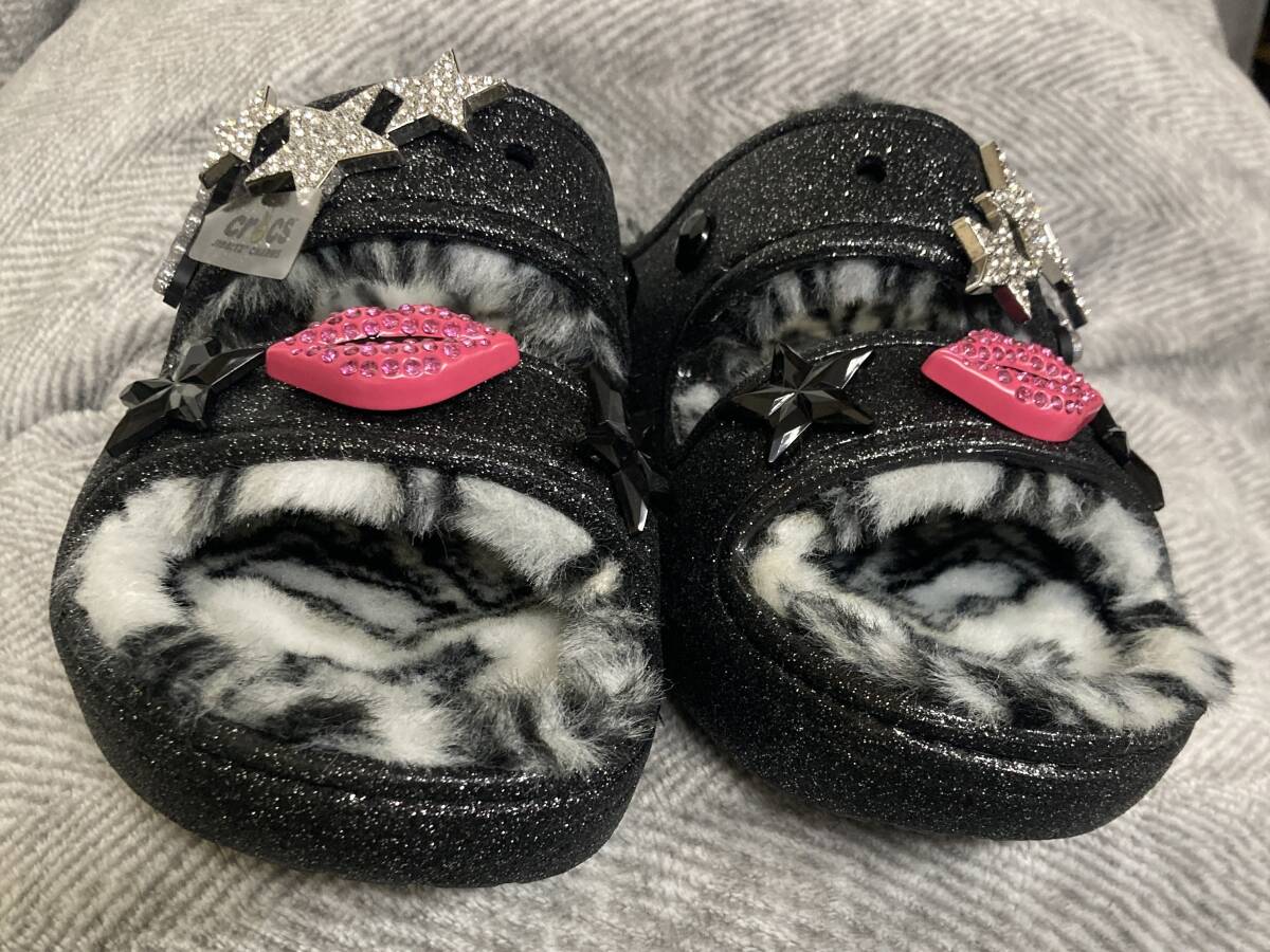 CROCS CLSCCLZZZY DISCO GLITTER SANDAL BLACK M4 W6 ＠ 未使用 22cm クロックス クラシック コージー ディスコ グリッター サンダル_画像6