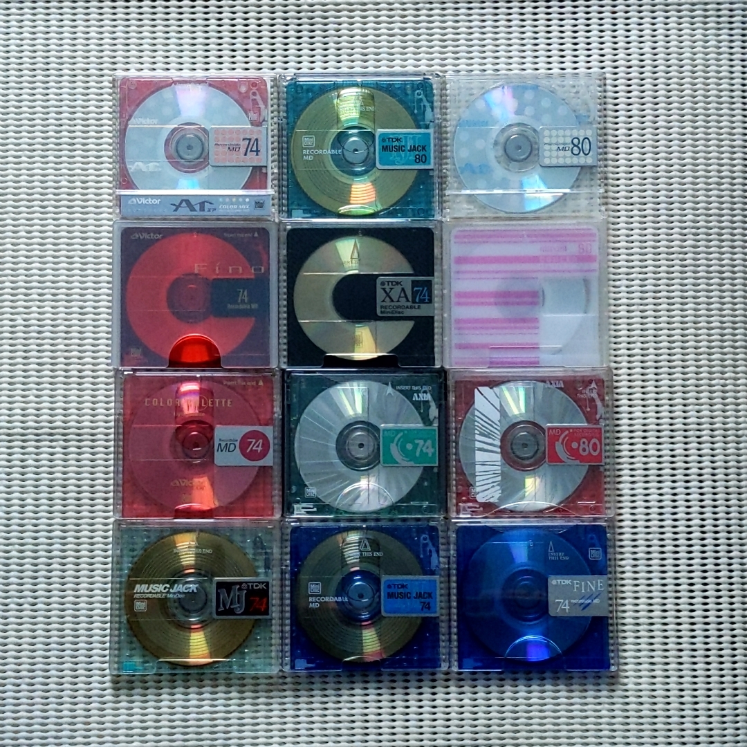 ★MDディスク12枚 ケース付き 中古 MiniDisc Victor AXIA TDK maxell等 No.11_画像1