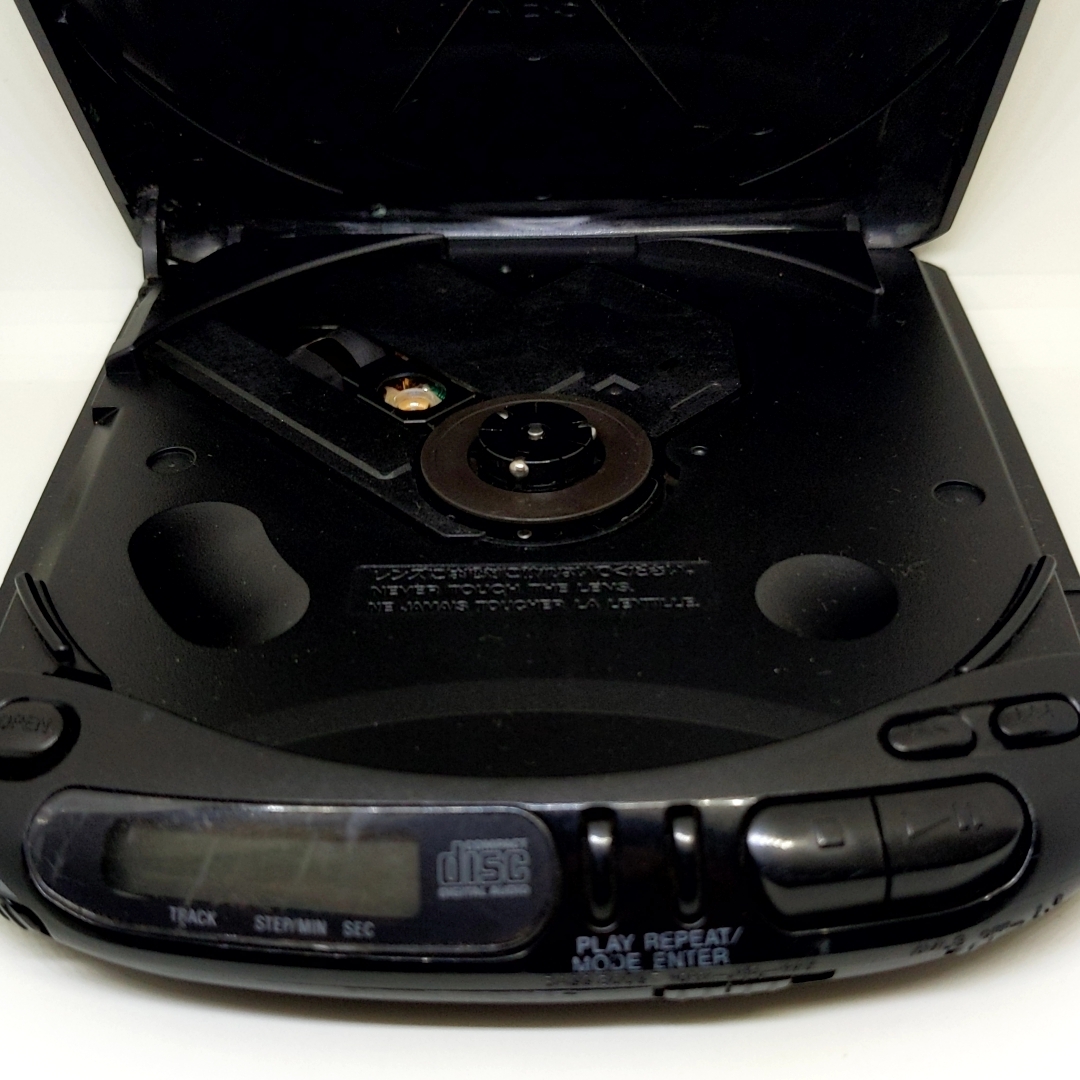 ジャンク★SONY D-140 CDプレーヤー Discman CD WALKMAN ソニーの画像9