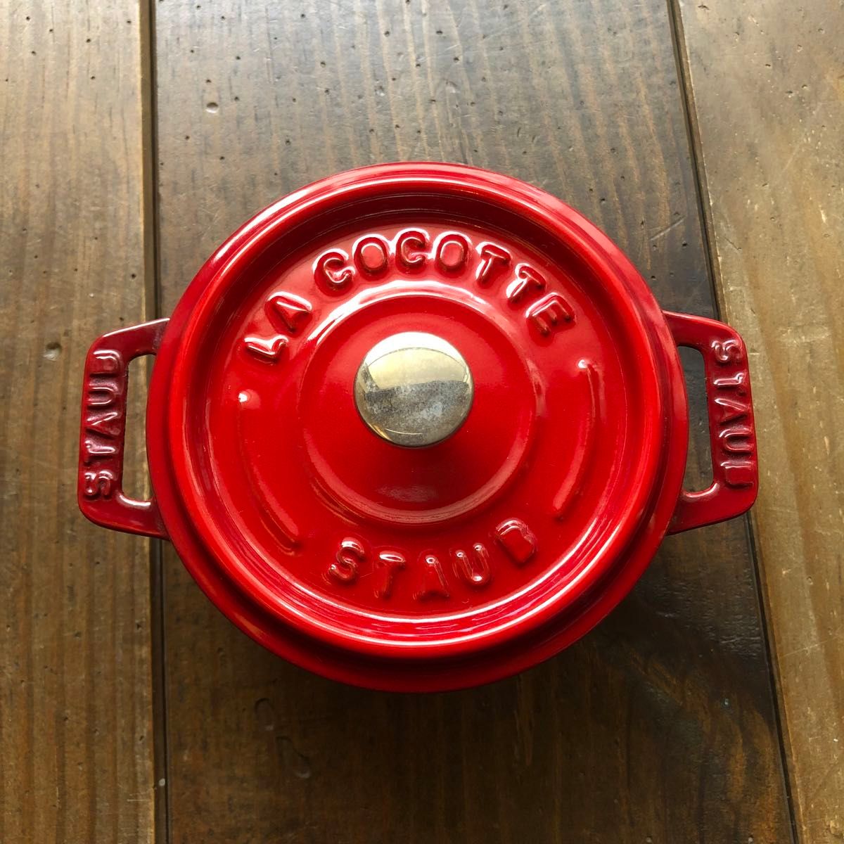 staub ストウブ　ココット　チェリーレッド　10cm