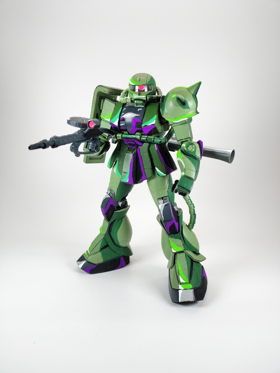 ☆イラスト風模型☆アニメ塗り☆ガンプラ☆ガンダム☆完成品☆塗装済み☆MG☆ザクII☆GUNDAM☆GUNPLA☆2DGUNPLAの画像4