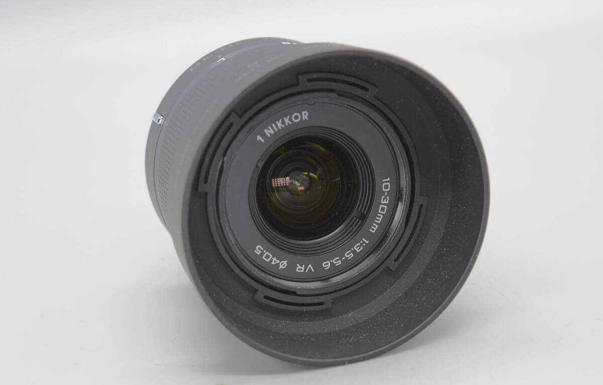ニコン NIKON V2 と 1ニッコール10-30mm レンズのセット ショット数 ４６９０回の画像8