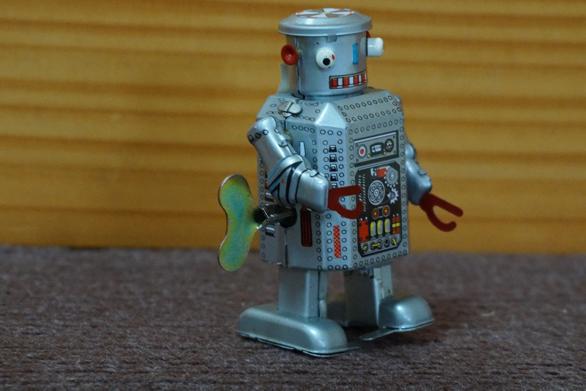 ブリキのロボット　ゼンマイ_画像2