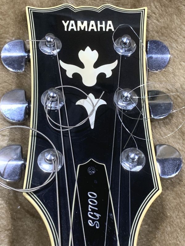 4-221-180 YAMAHA ヤマハ エレキギター MODEL SG700 made in Japan ヴィンテージ ハードケース付き 弦楽器(音出しOK)の画像3