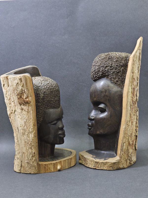 4-248-80 アフリカンアート マスク 木彫 彫刻 頭像2点まとめて★ アフリカ民芸 民族美術 プリミティブアート ヴィンテージ 置物の画像4