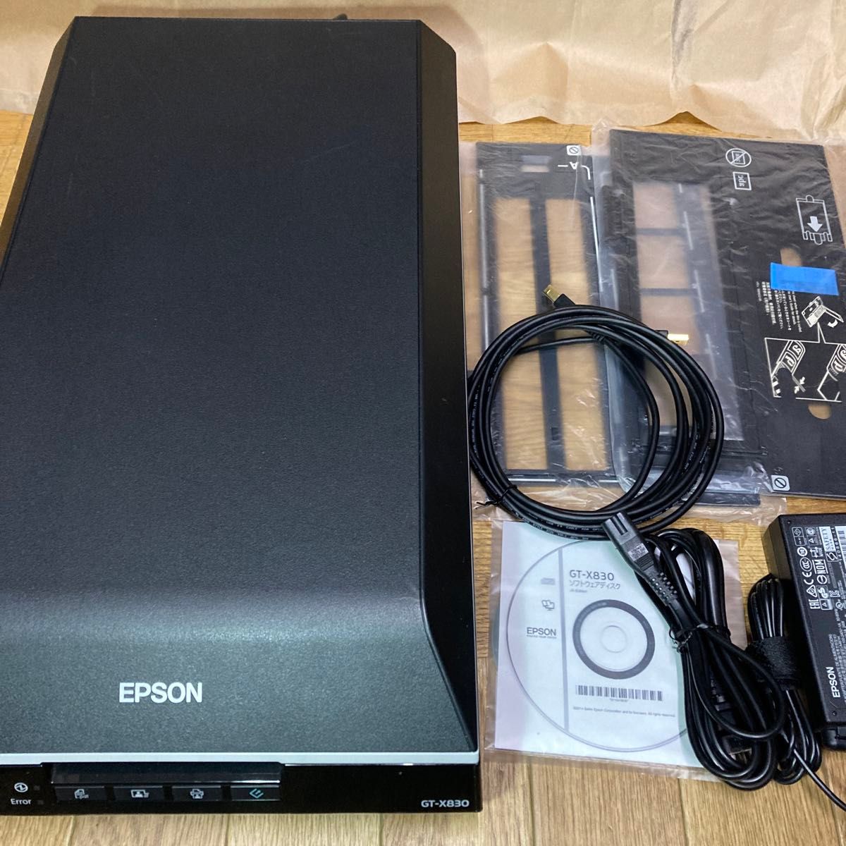 EPSON GT-X830 ネガフィルムスキャン フィルムホルダー付属 動作 EPSON GT-X830 ネガフィルムスキャン フィルムホルダー付属 動作
