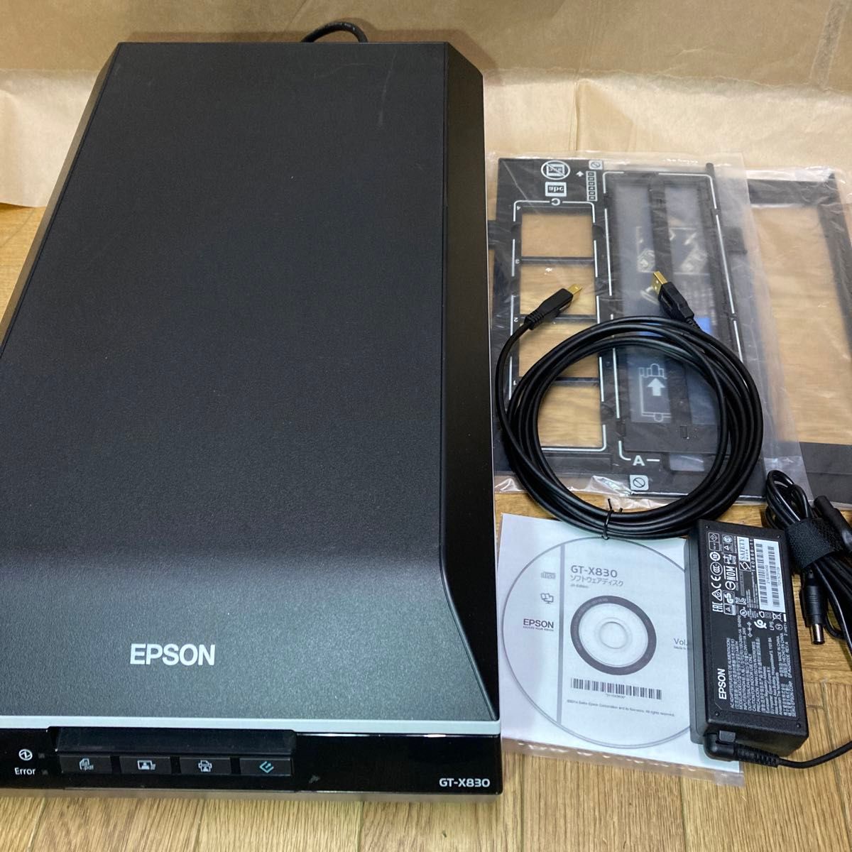 EPSON GT-X830 ネガフィルムスキャン フィルムホルダー付属 動作快調 エプソン フラットヘッドスキャナー