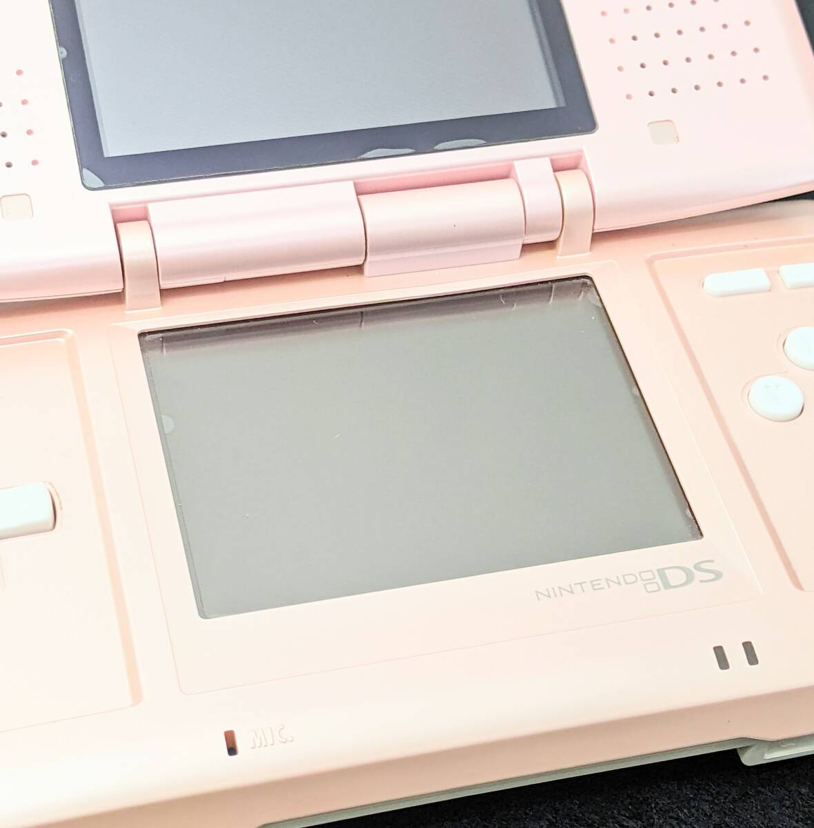 【2051】NINTENDO 任天堂 DS NTR-001（JP） ピンク 動作確認済み 希少 充電器付き ソフト クイズマジックアカデミー もじぴったんDS KONAMIの画像4