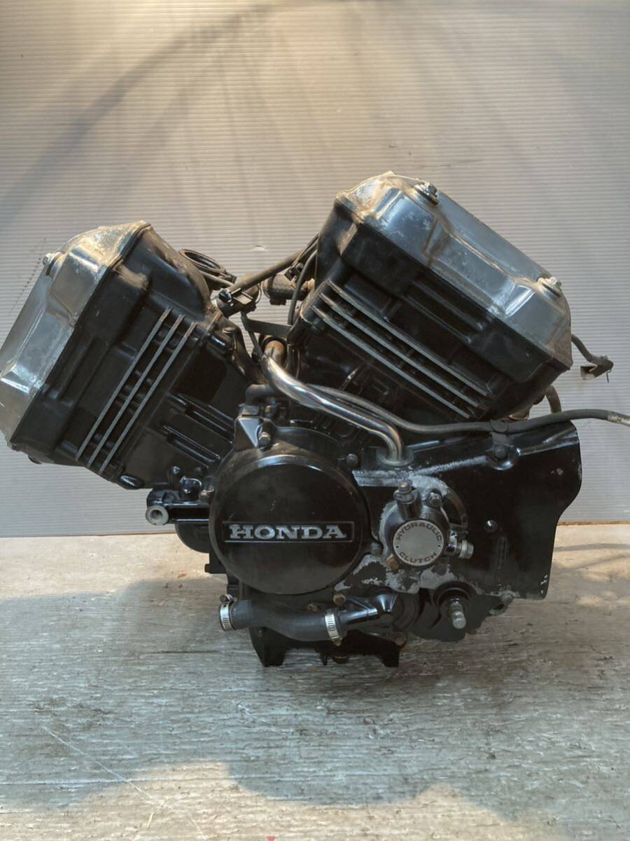 HONDA vt250fe MC08 実動エンジン 圧縮F11キロR10.5キロ　低走行　好調エンジン！　ミッションok_画像2