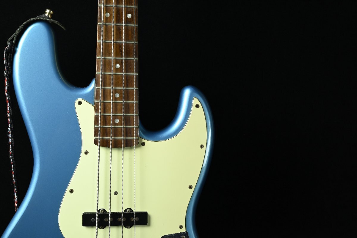 【昊】FERNANDES ジャズベース RJB 380 ブルー ・ ホワイト フェルナンデス JAZZ BASS ソフトケース付 エレキベース ストラップ付[0424-6]_画像5