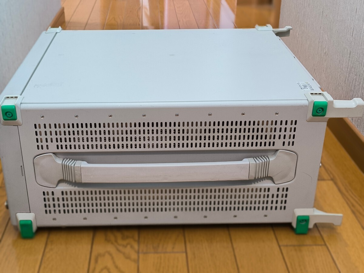 Anritsu　MT8820A ラジオコミュニケーションアナライザ　