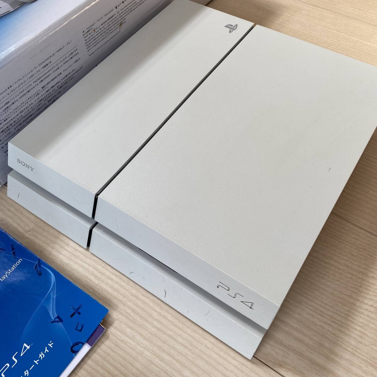 スピード発送！ PS4 ホワイト 500GB CUH-1200A Ver11.00 動作確認済み SONY ☆本体、コントローラー、ケーブル☆ 初期化済み