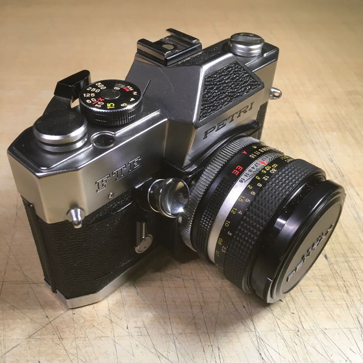 (041007) PETRI FTE フィルムカメラ アンティークカメラ ジャンク品の画像3
