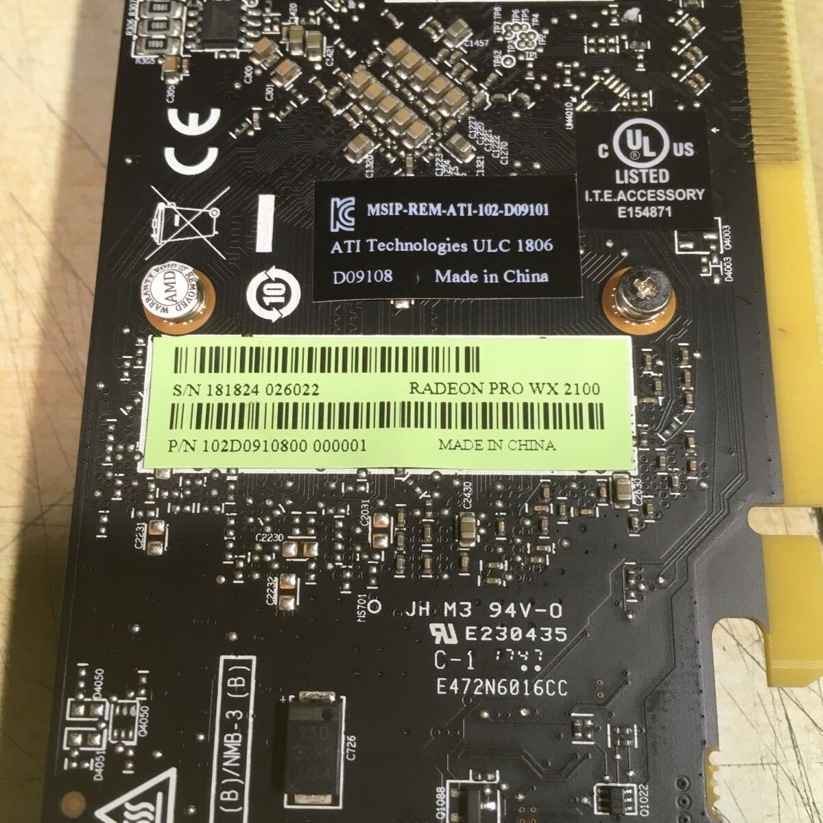 【送料無料】(042201C) AMD RADEON PRO WX 2100 2GB GDDR5 グラフィックボード 中古品 の画像3