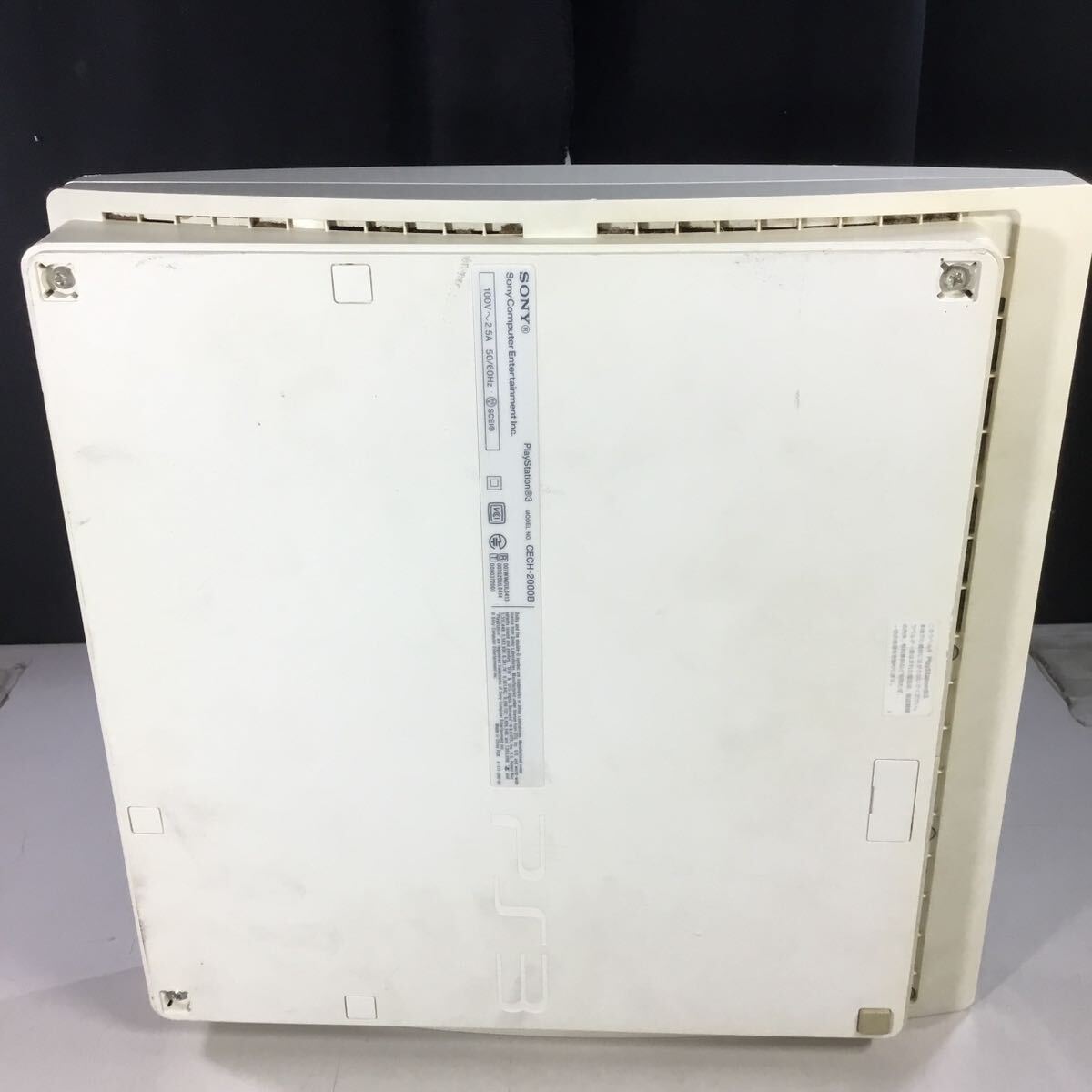 (042648E) SONY CECH-2000B ファイナルファンタジー PlayStation 3 中古品　_底面クッション3箇所欠損