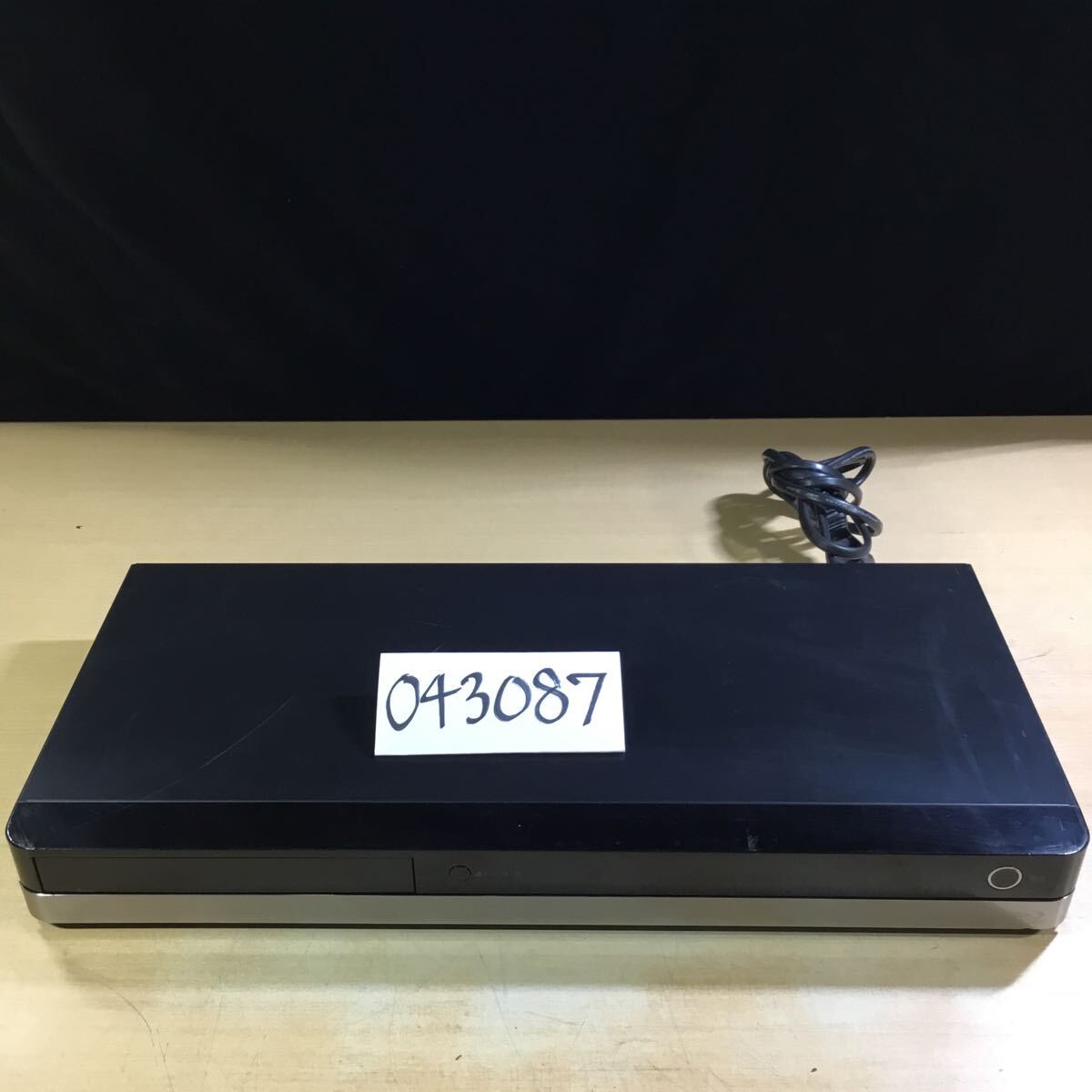 【送料無料】(043087F) 2012年製 TOSHIBA DBR-T360 ブルーレイディスクレコーダー ジャンク品_画像1