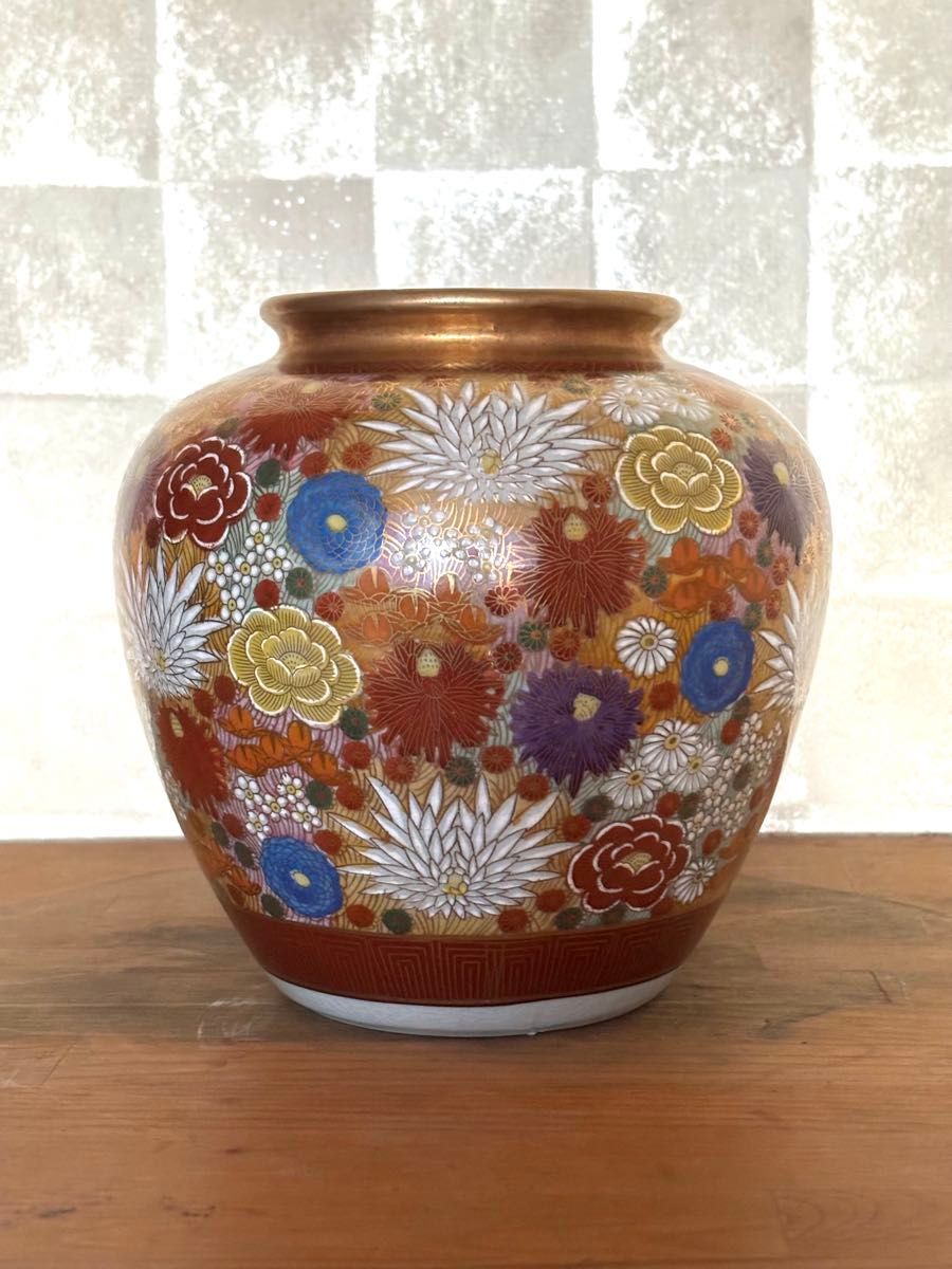 箱入り 金彩九谷焼 九谷長山 色絵金彩 花瓶 花器花入壷 飾壷 箱入り 金彩九谷焼 九谷長山 色絵金彩 花瓶 花器花入壷 飾壷