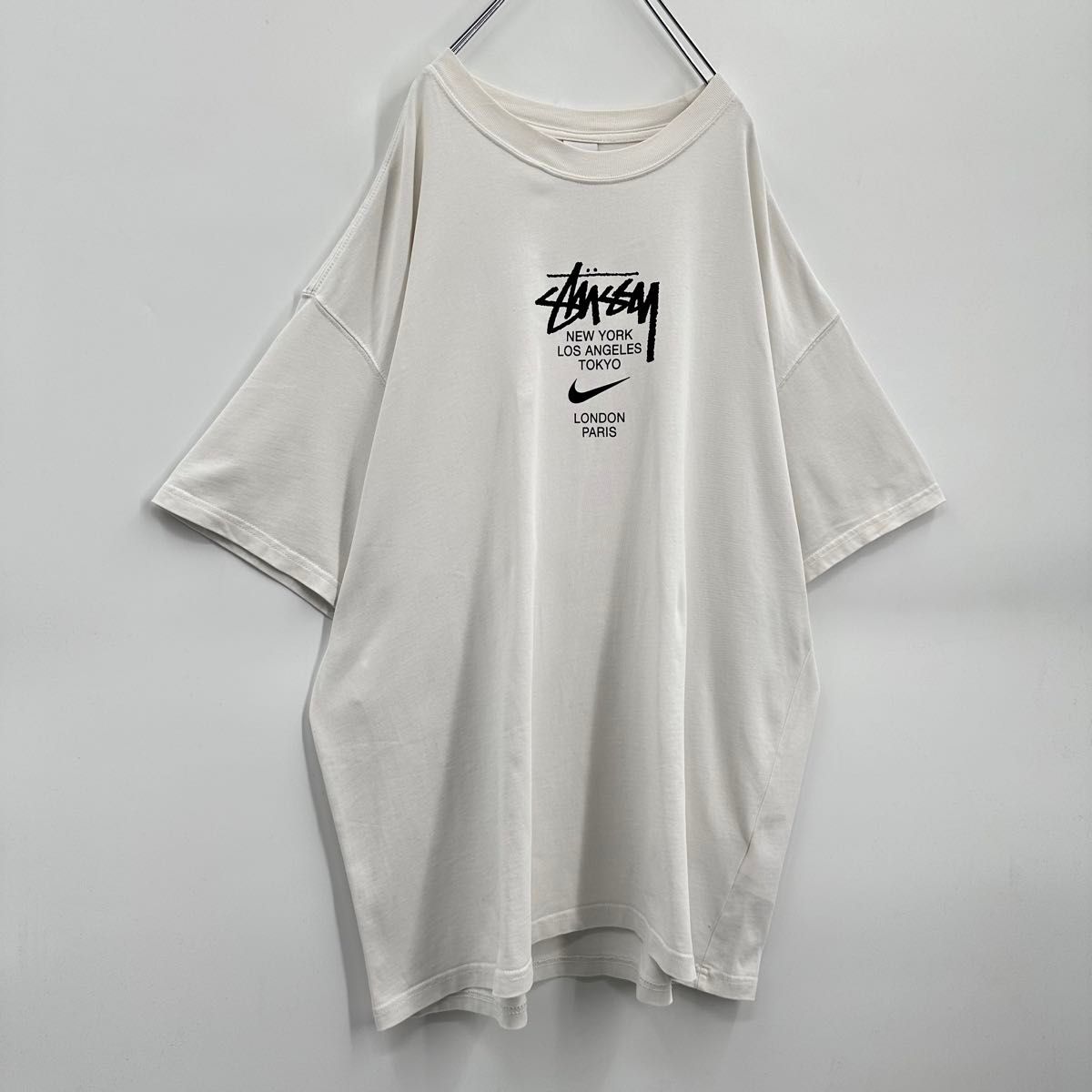 【超人気コラボ】希少XL NIKE×STUSSY　センターロゴ　Tシャツ　即完売☆