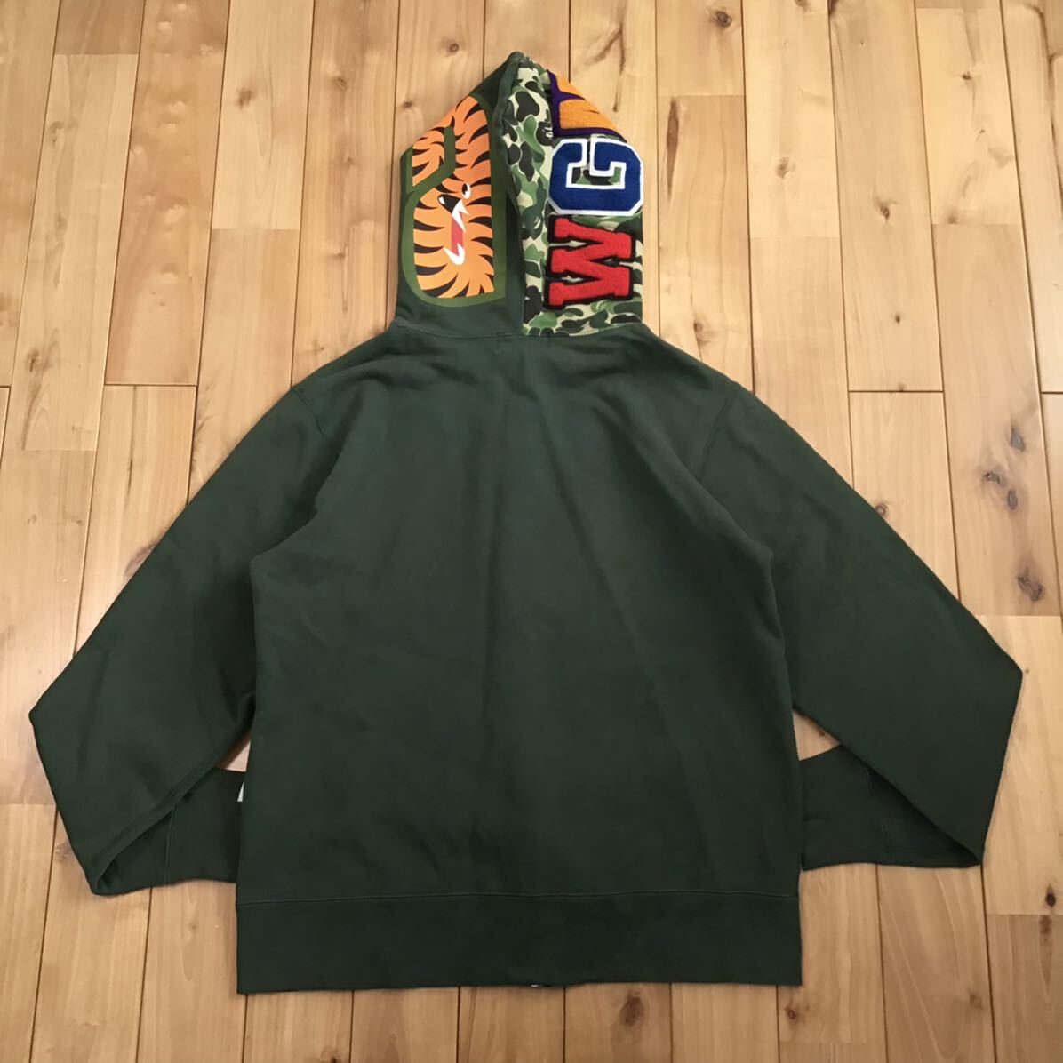 ABC camo green シャーク パーカー Lサイズ shark full zip hoodie a bathing ape BAPE エイプ ベイプ アベイシングエイプ 迷彩 i2952_画像2