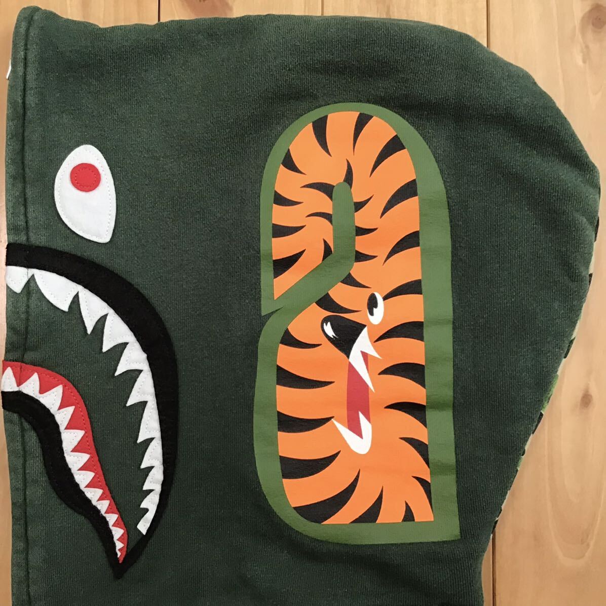 ABC camo green シャーク パーカー Lサイズ shark full zip hoodie a bathing ape BAPE エイプ ベイプ アベイシングエイプ 迷彩 i2952_画像5