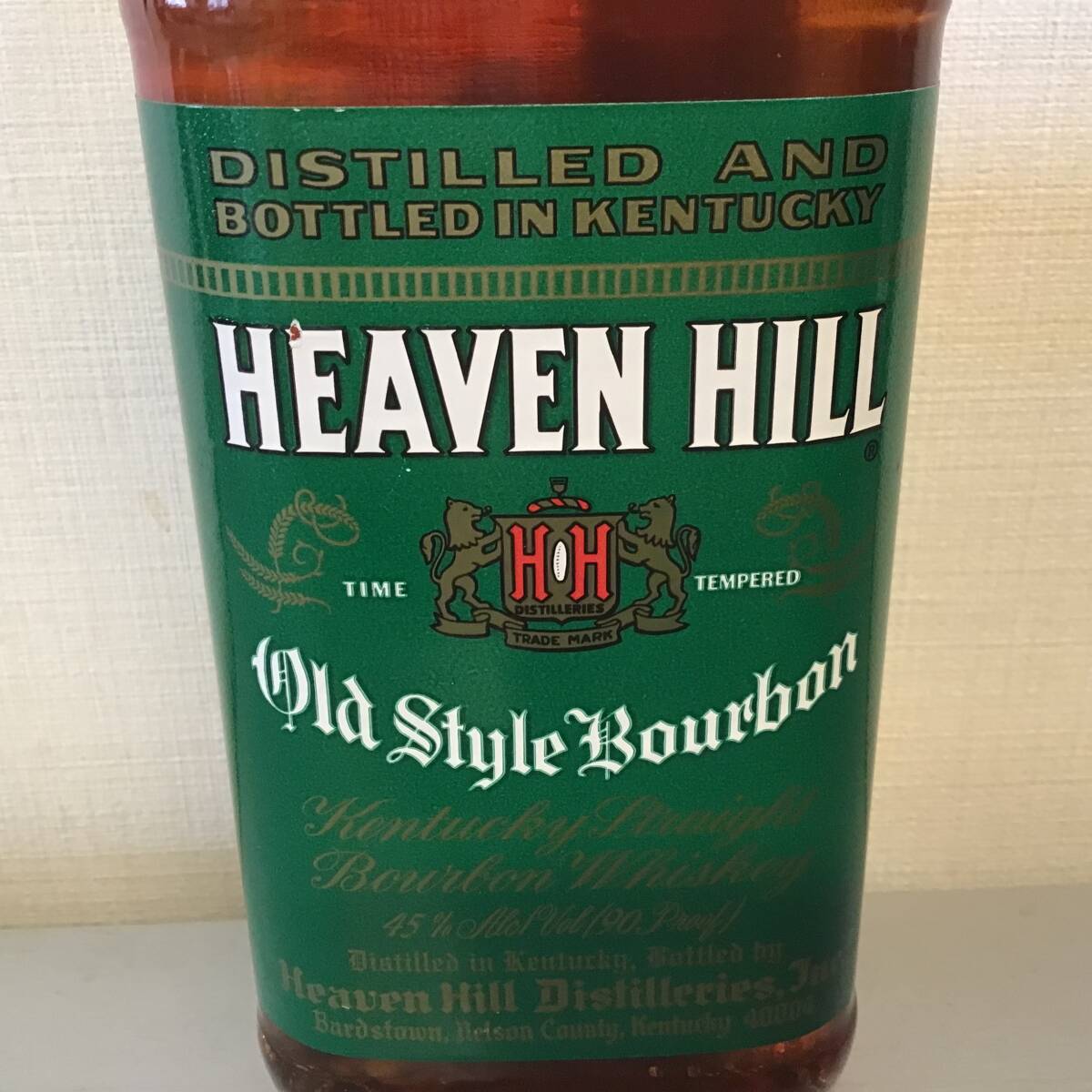 Heaven Hill (ヘブン・ヒル) Old Style Bourbon 6 Years Old ②_画像2